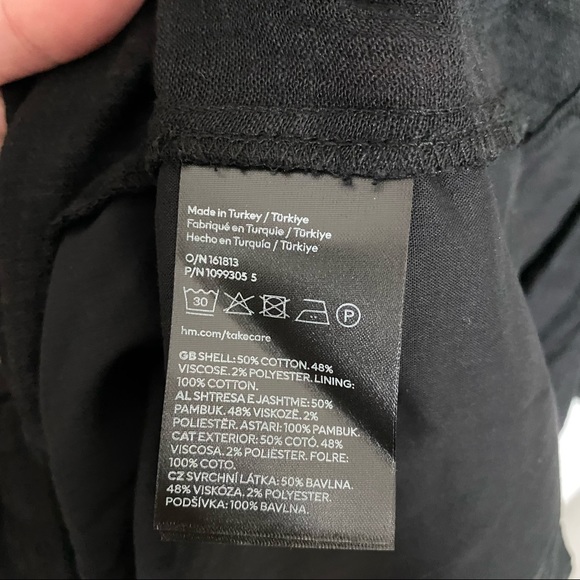 V neck mini black dress H&M - Picture 3 of 12